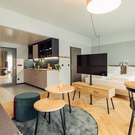 Harry's Graz-smart & Szálloda *