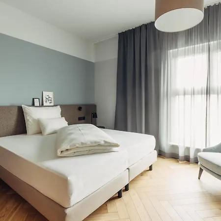 Harry's Graz-smart & Hotel 3*