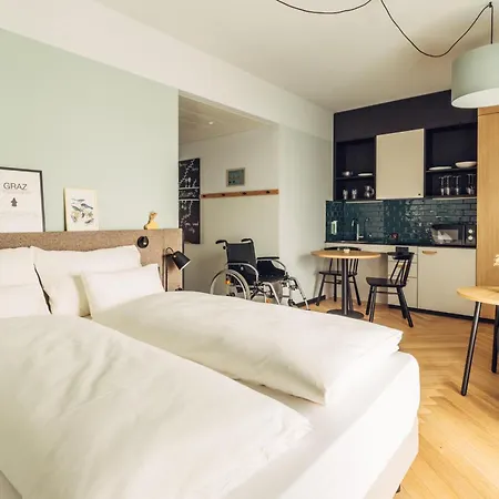 Hotel Harry's Graz-smart & 3*