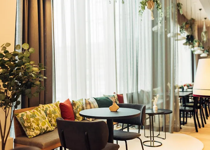 Hotel Harry's Graz-smart & *